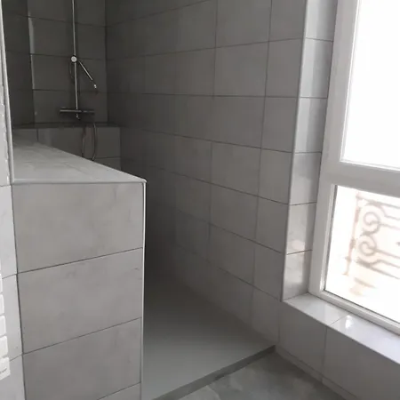 Les Allees * Valence (Tarn-et-Garonne)
